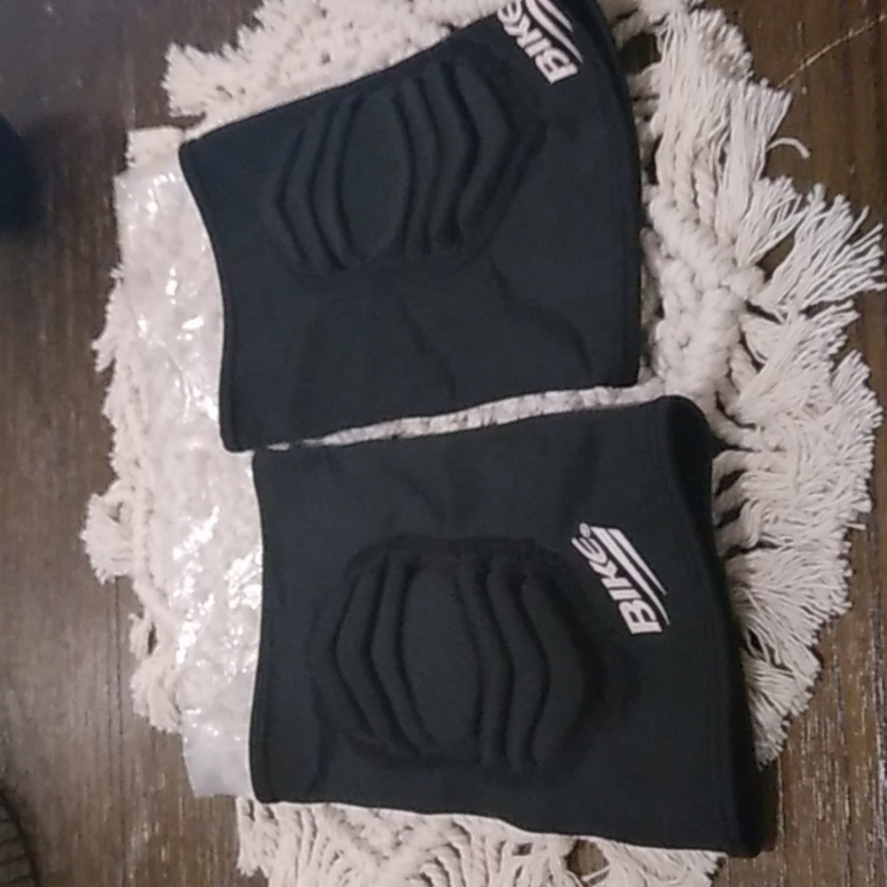Women's Bike Volleyball Elbow Pads